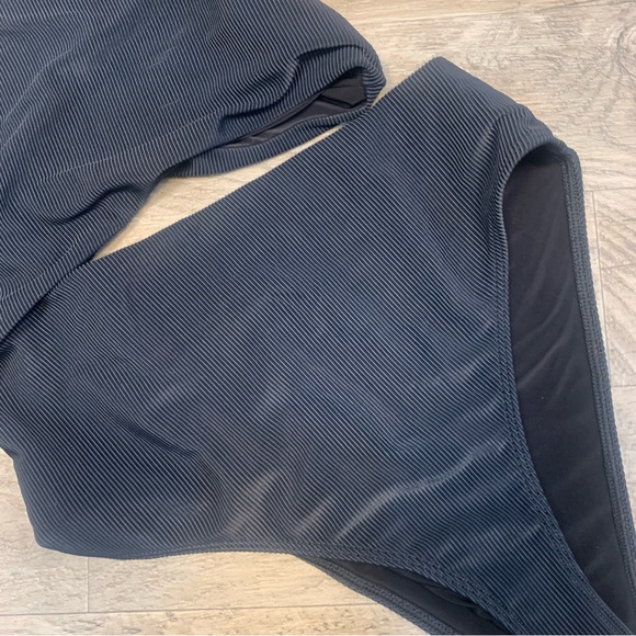 Beach Riot Celine One Piece Cut Out Bathing Swim Suit - Picture 6 of 12